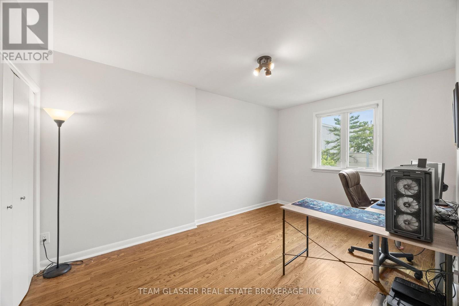 #62 1220 ROYAL YORK ROAD - 28