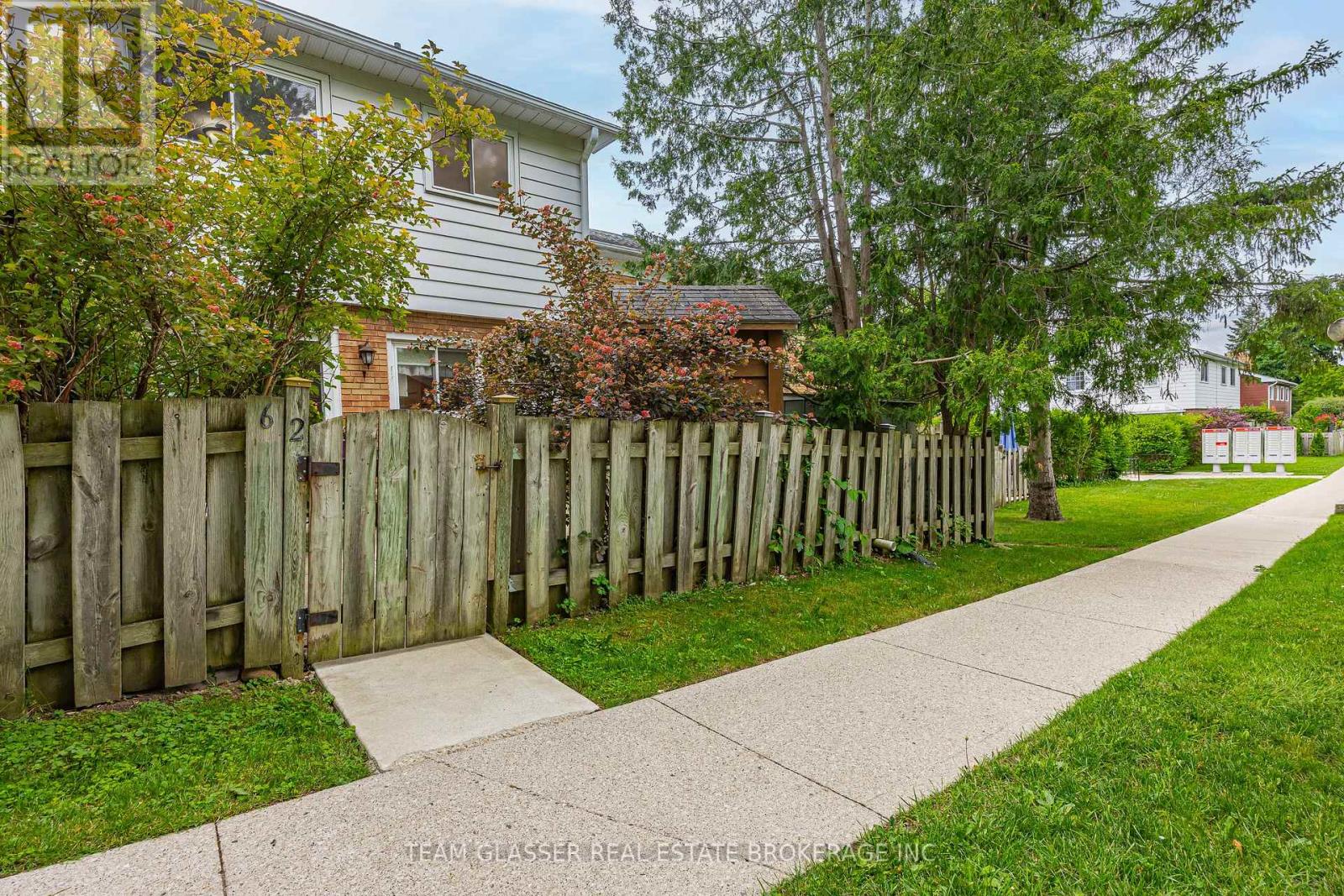 #62 1220 ROYAL YORK ROAD - 41