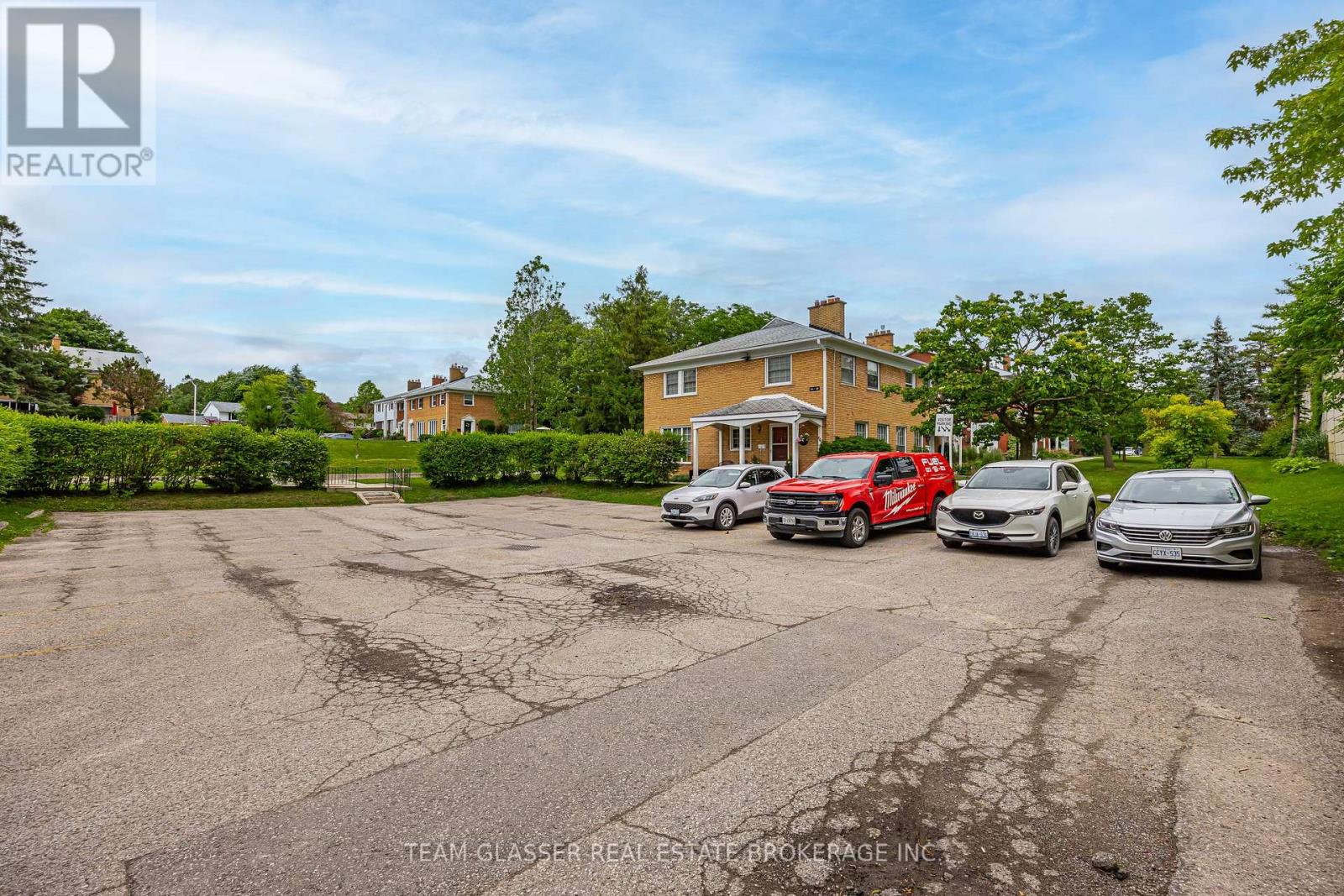 #62 1220 ROYAL YORK ROAD - 42