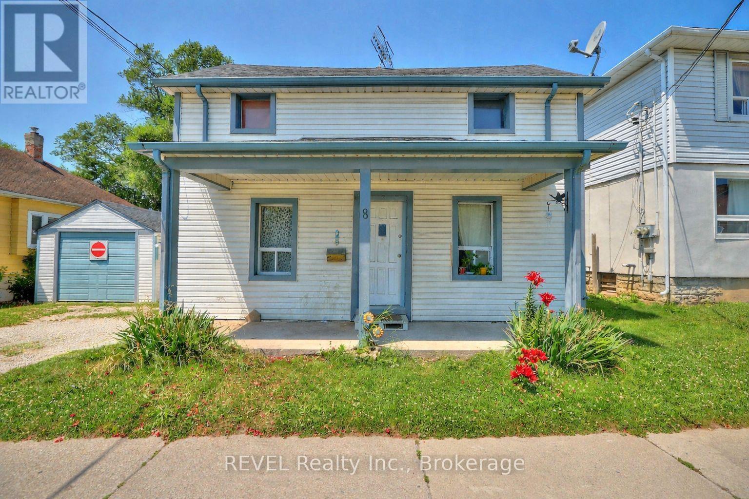 8 PELHAM ROAD - 1