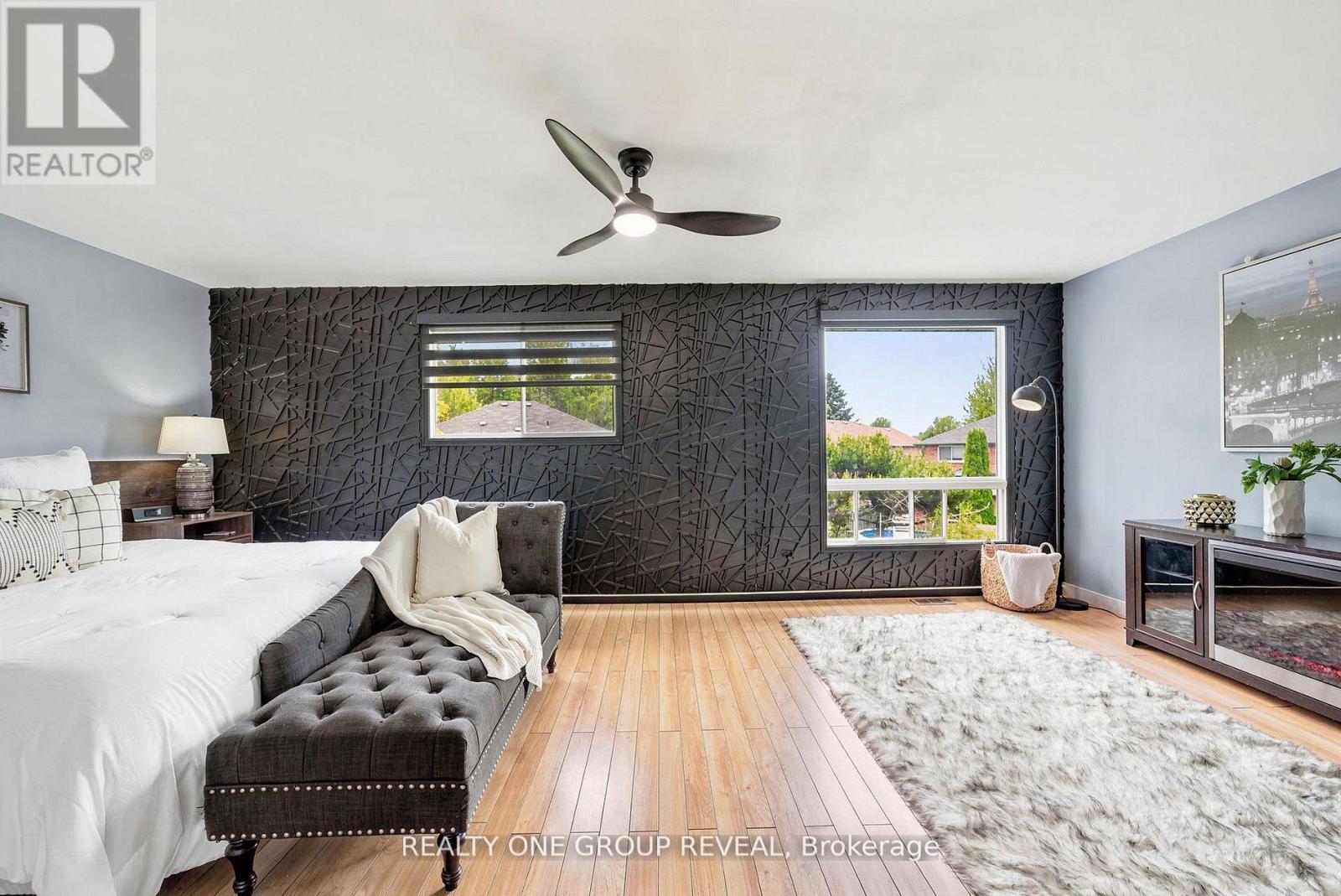 46 FIELDCREST AVENUE - 22