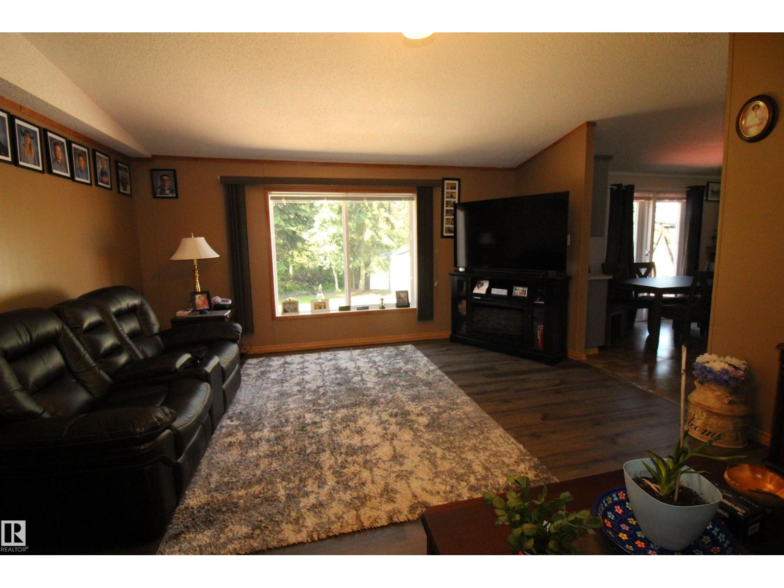 56326 RGE RD 65 - 20