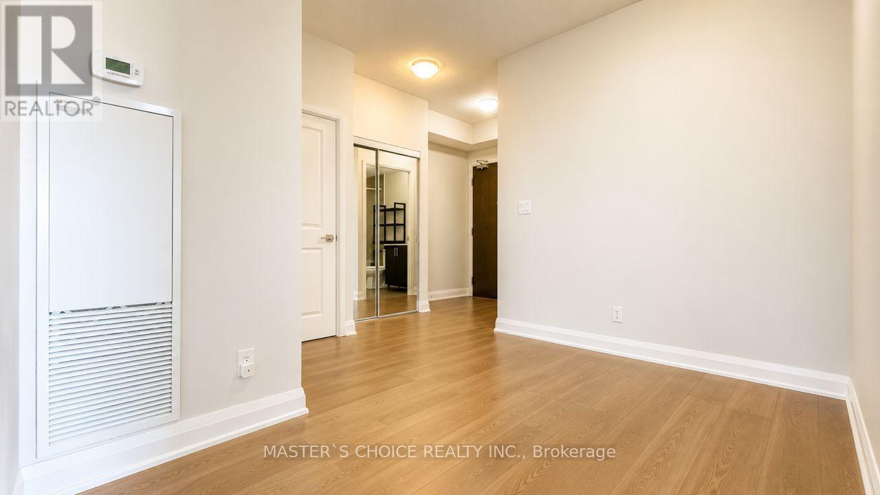 #2732 7161 YONGE STREET - 6