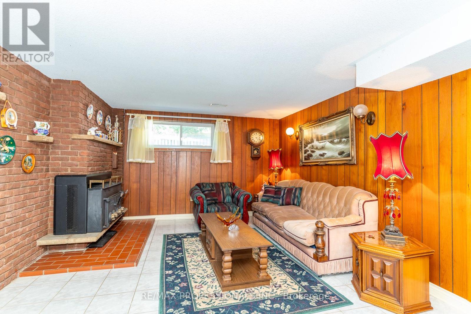 64 IKLEY ROAD - 18