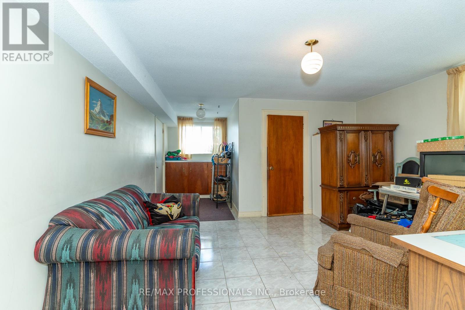 64 IKLEY ROAD - 22