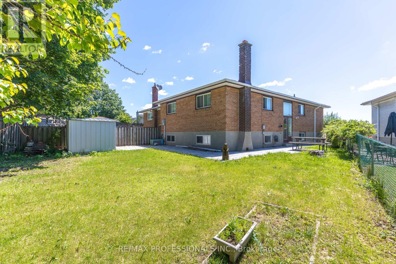 64 IKLEY ROAD - 24