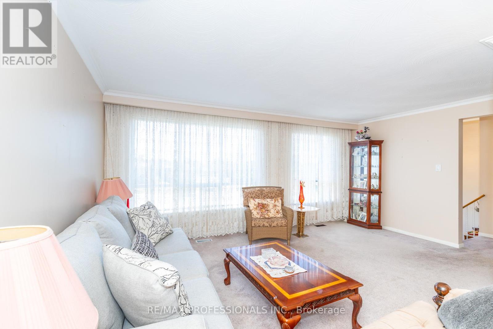64 IKLEY ROAD - 3