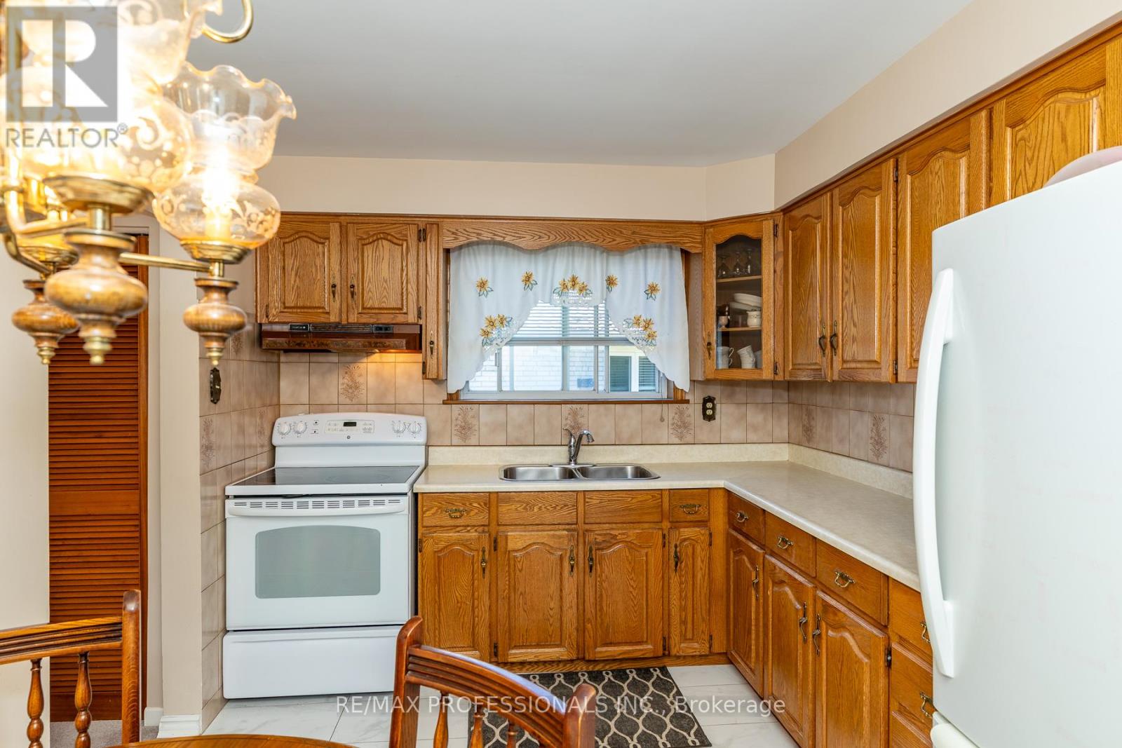 64 IKLEY ROAD - 8