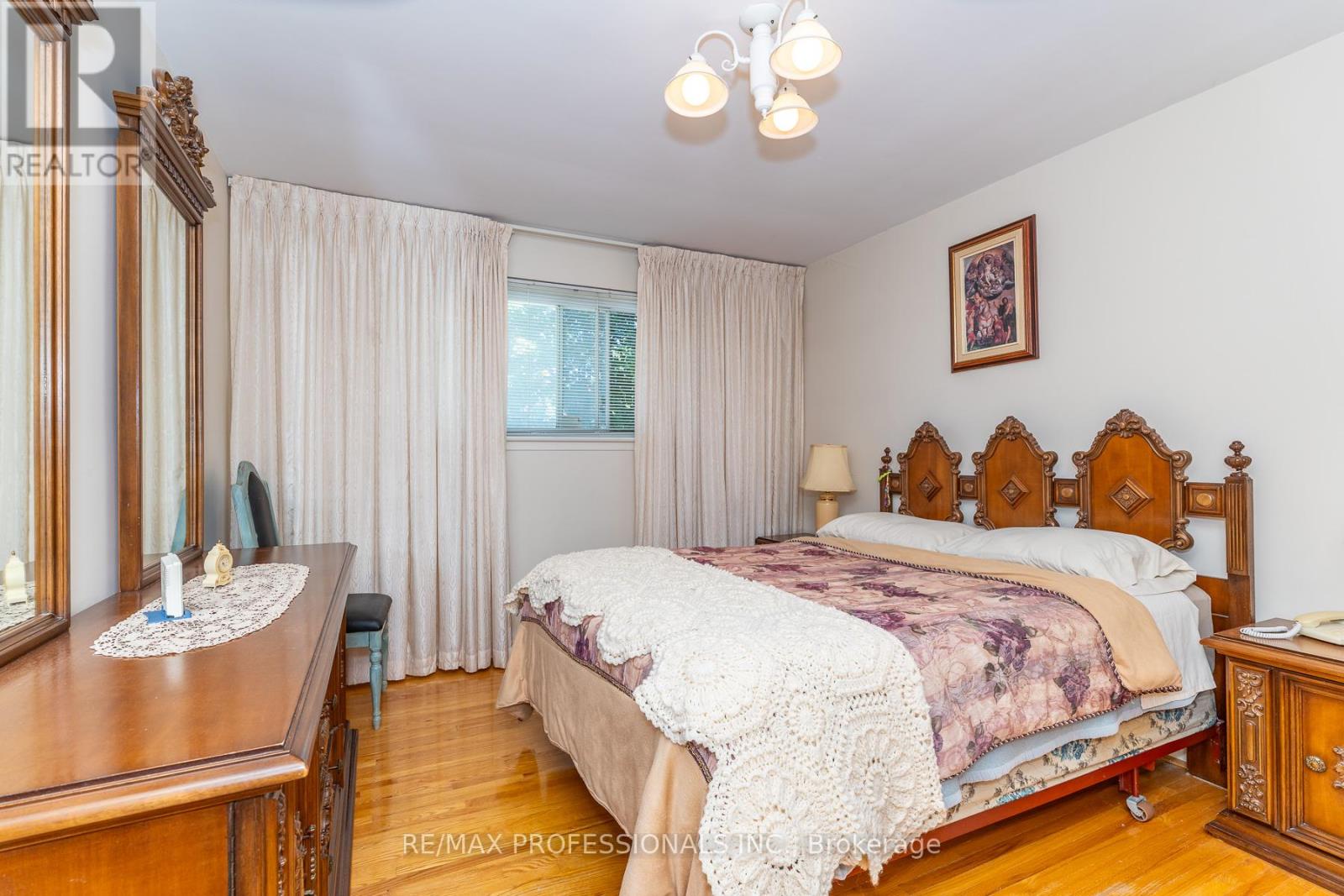64 IKLEY ROAD - 9