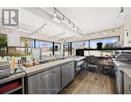 2600 Weston Road, Toronto, ON M9N2A9 Photo 14