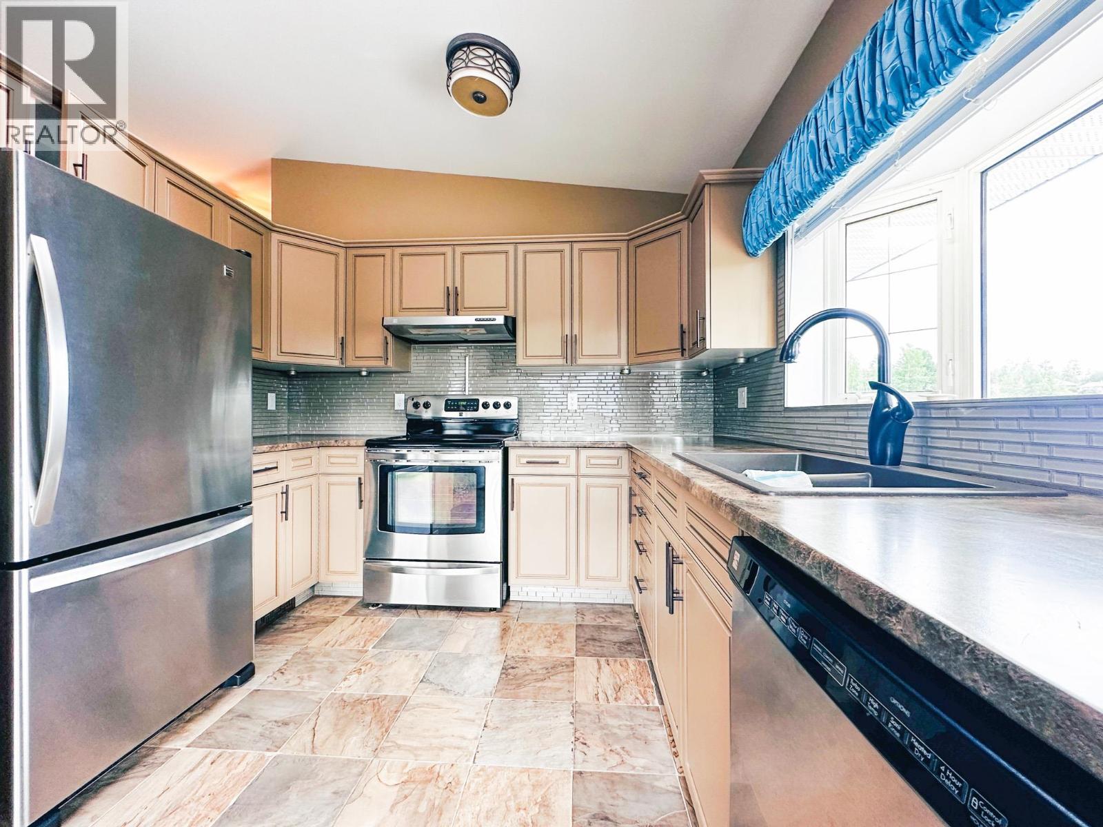 308 3RD Avenue, Burns Lake