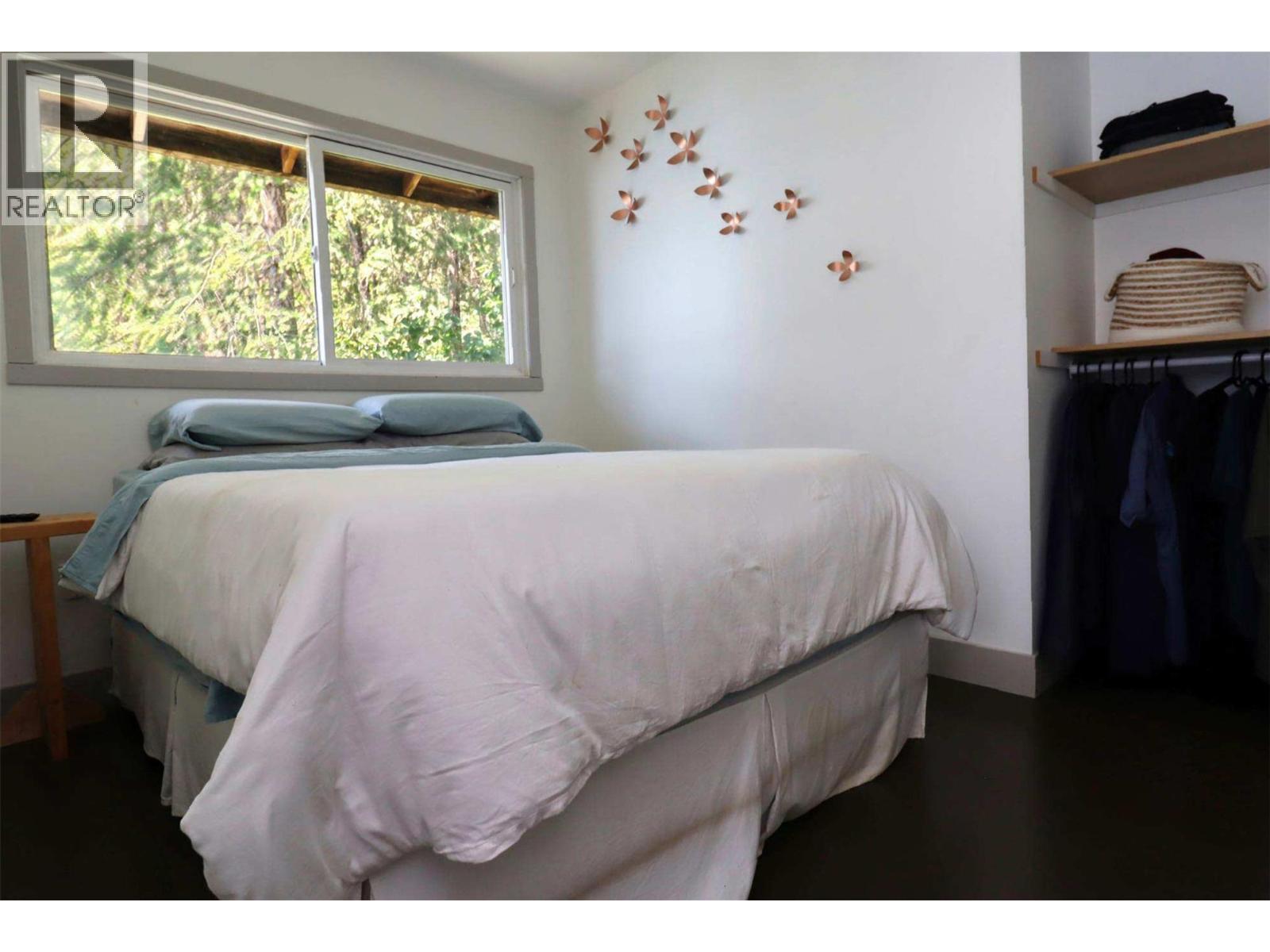 3872 Point Road - Image 11