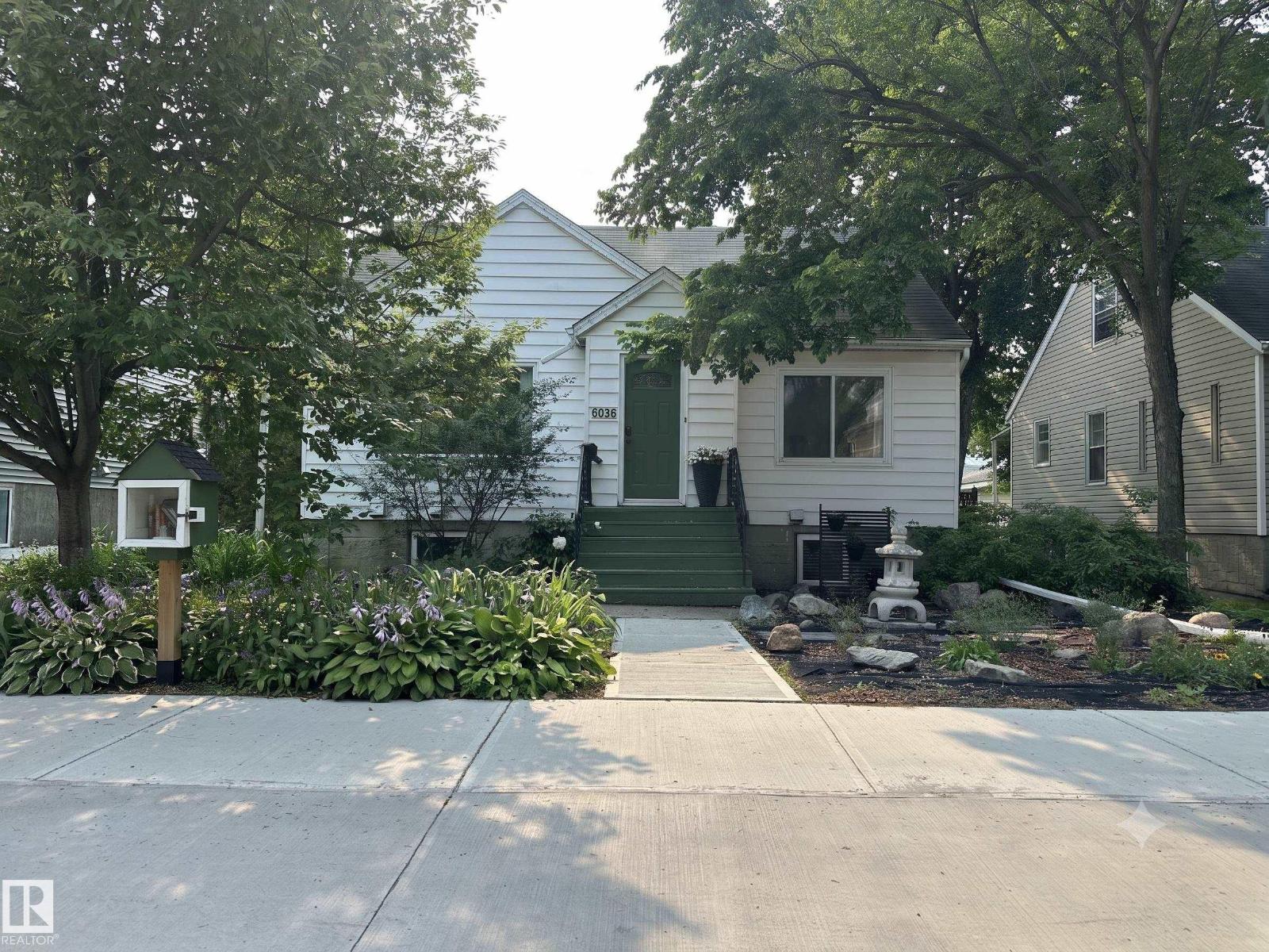 6036 106 ST NW - 1