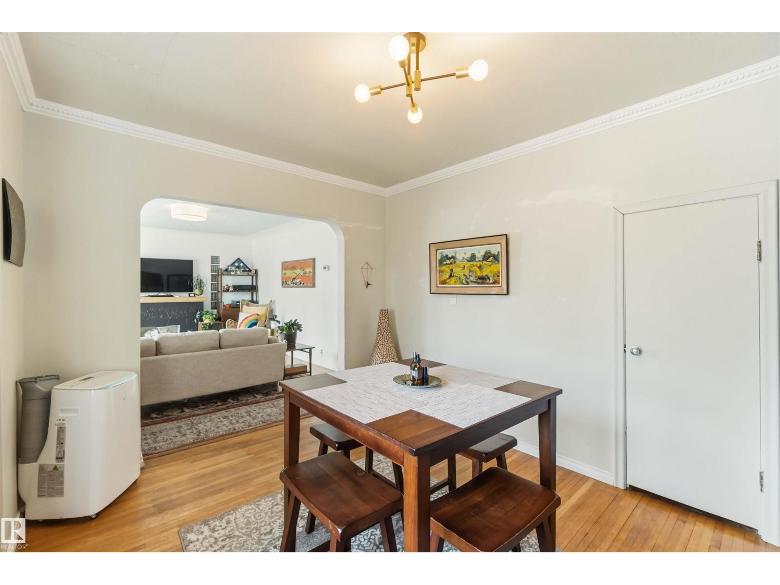 6036 106 ST NW - 12
