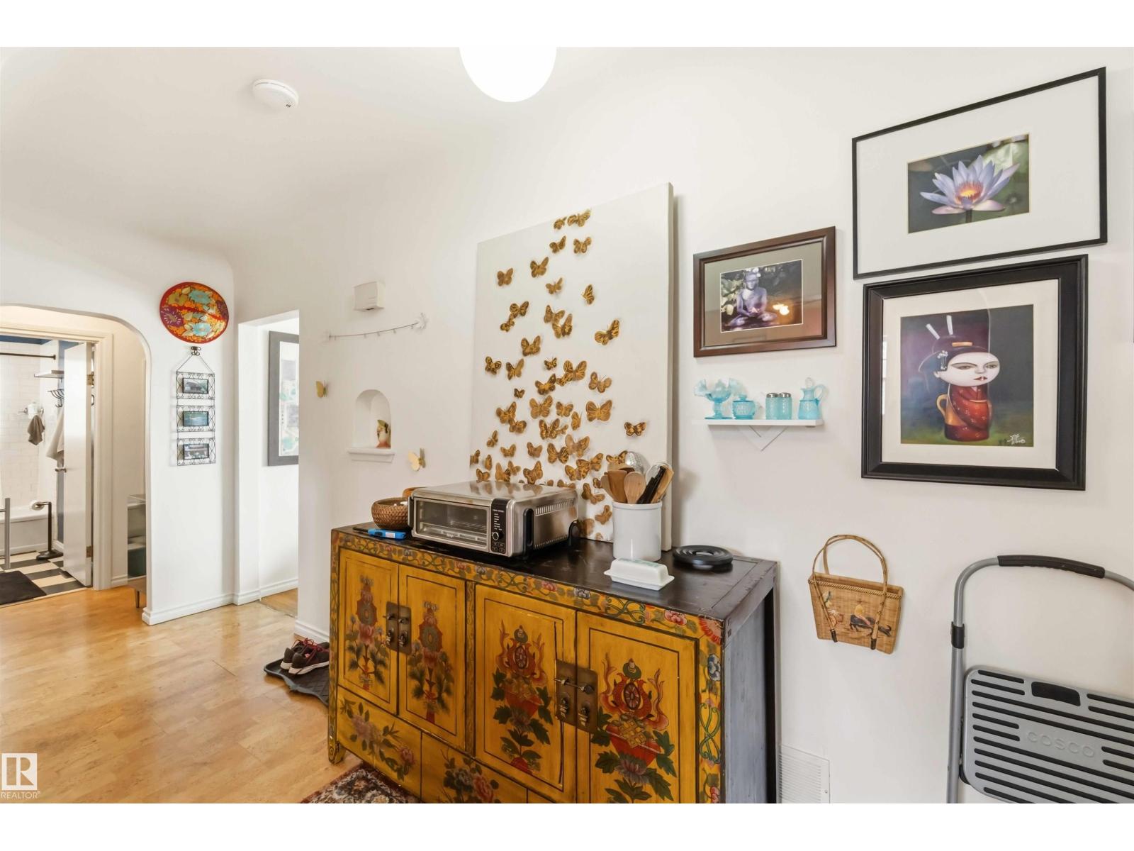 6036 106 ST NW - 14