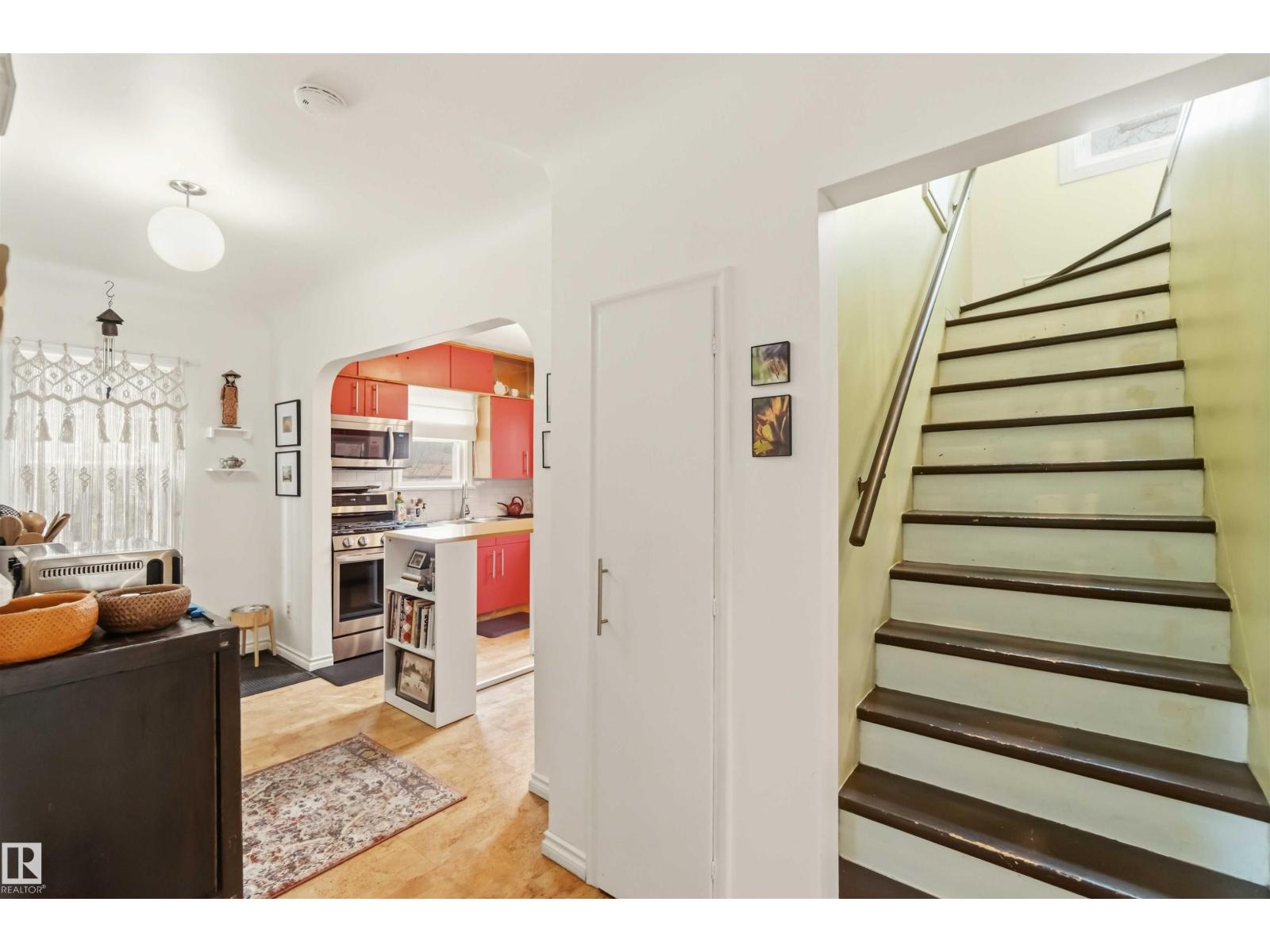 6036 106 ST NW - 22
