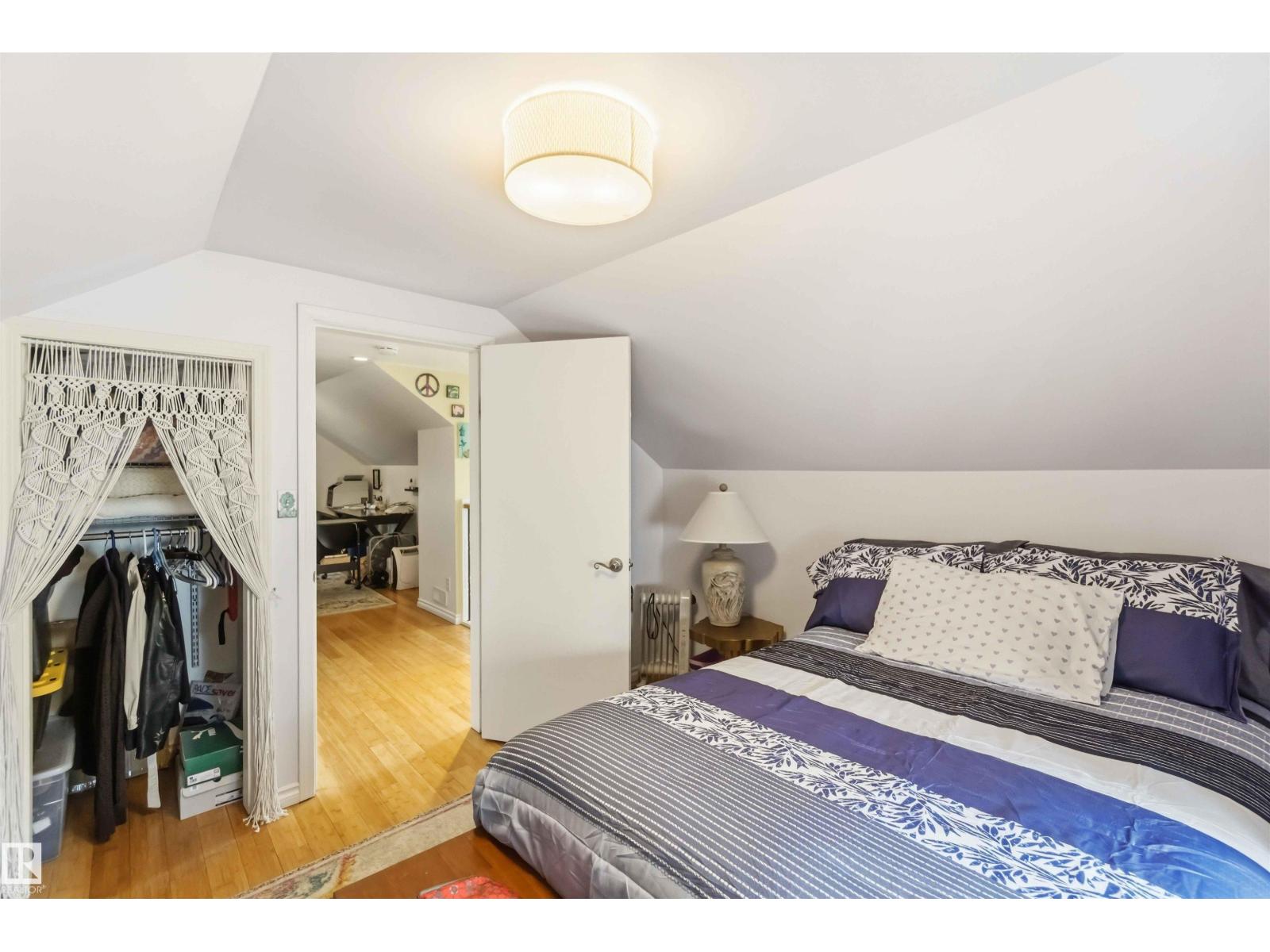 6036 106 ST NW - 33