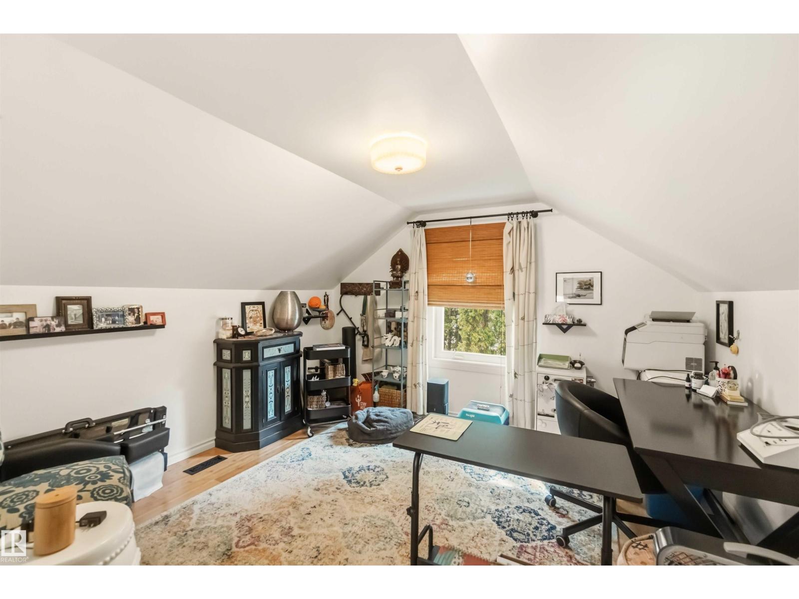 6036 106 ST NW - 35