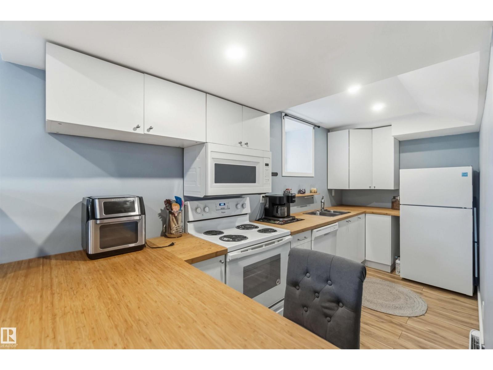 6036 106 ST NW - 45