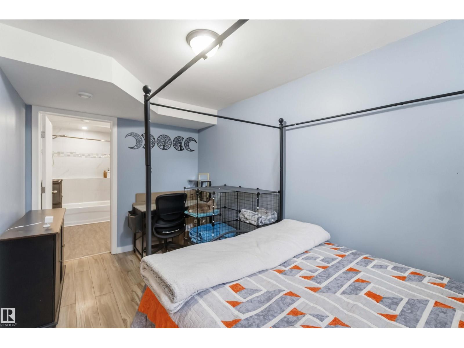 6036 106 ST NW - 49