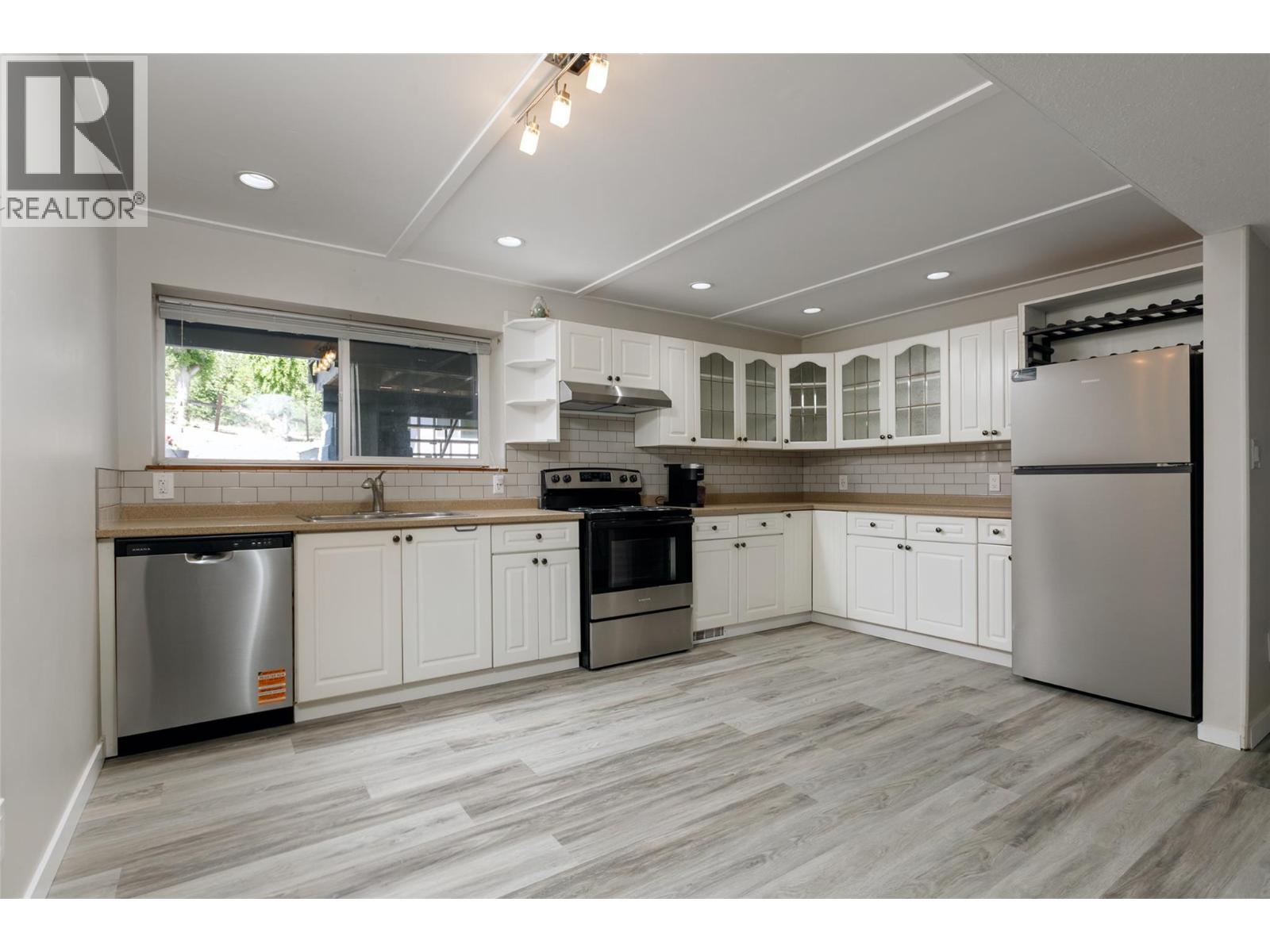  6076 Beatrice Road, Peachland