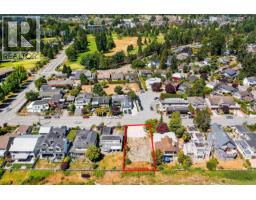 1244 Beach Grove Road, Delta, BC V4L1N6 Photo 10