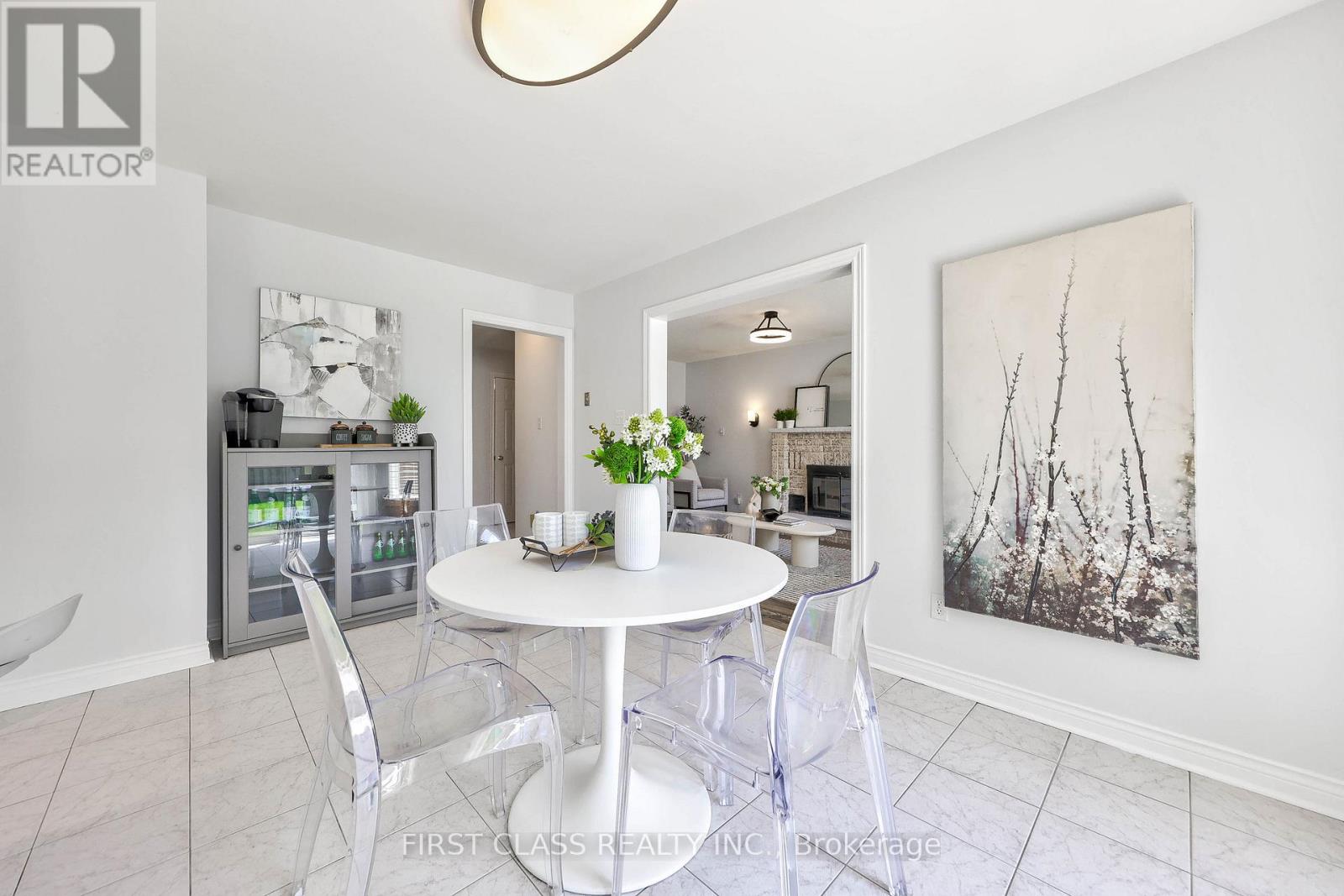 2511 LINWOOD STREET - 17