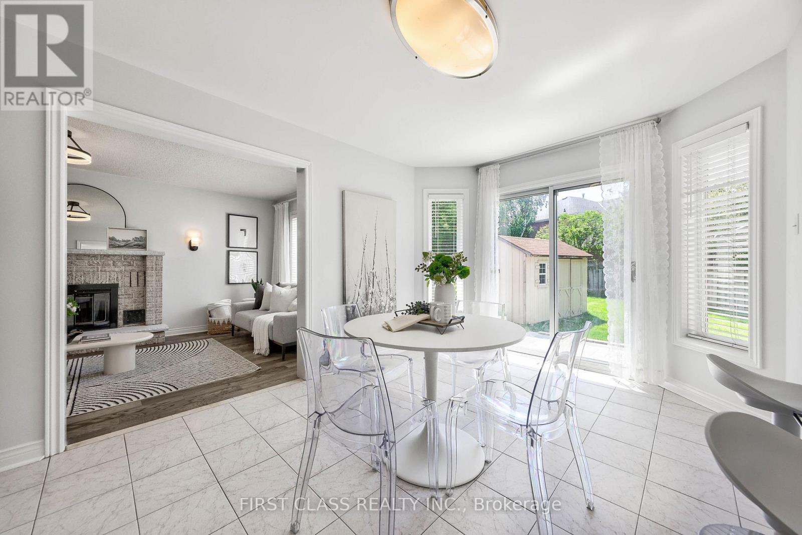 2511 LINWOOD STREET - 18