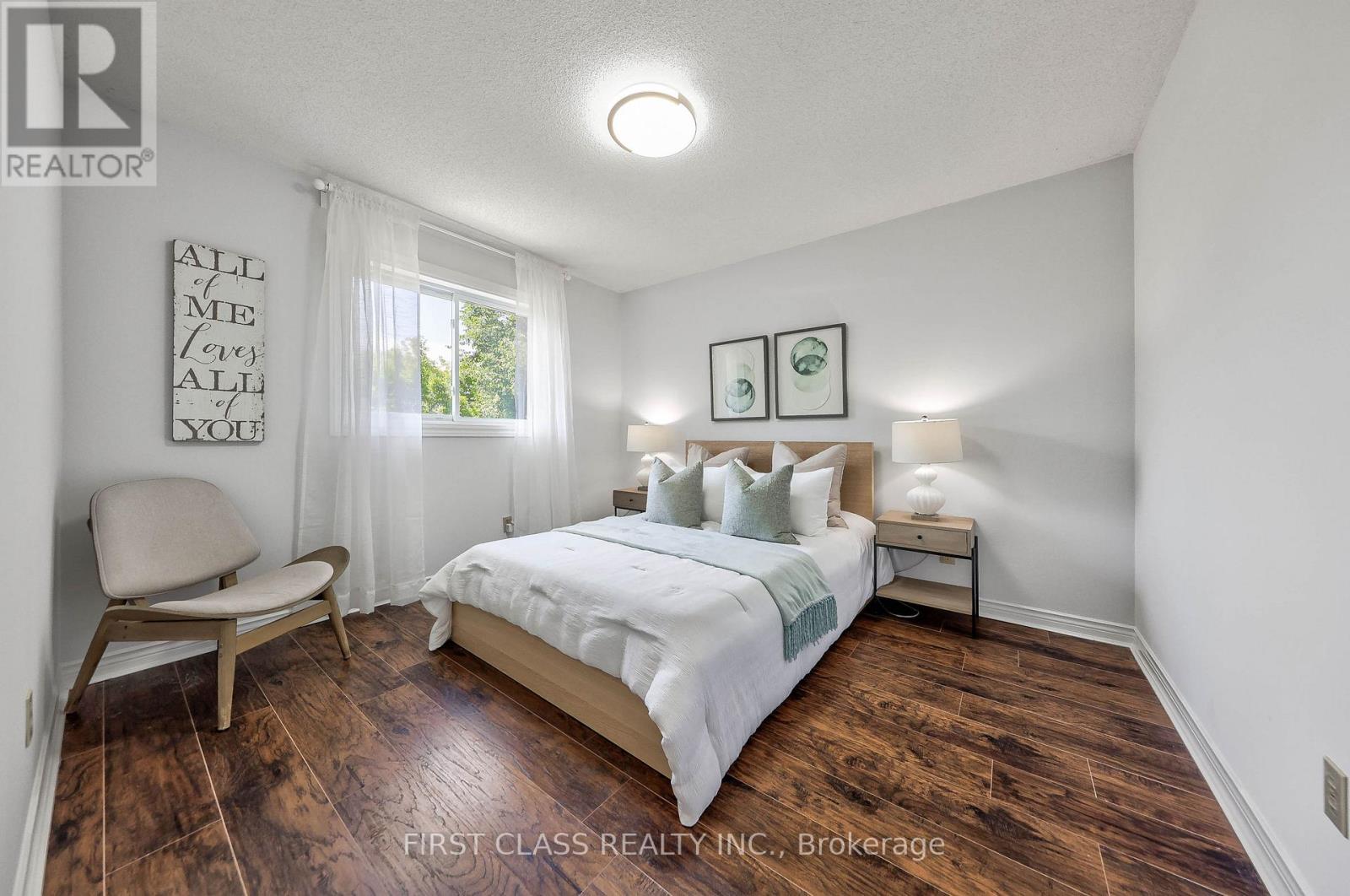 2511 LINWOOD STREET - 29