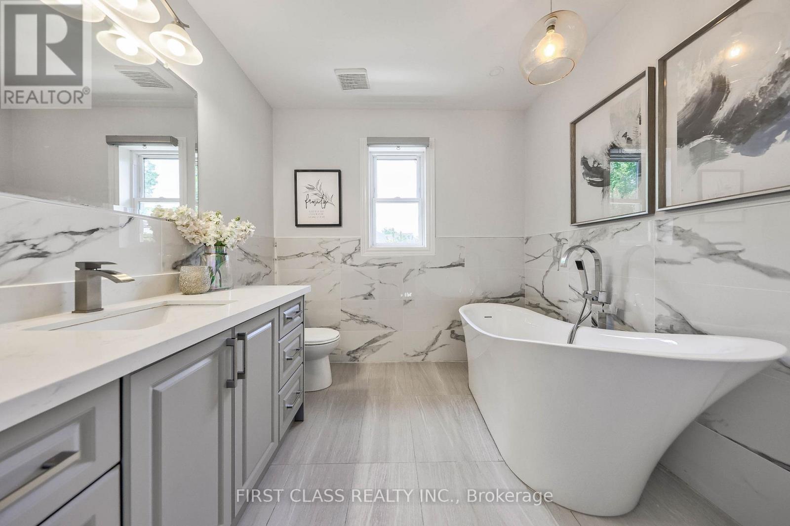2511 LINWOOD STREET - 30