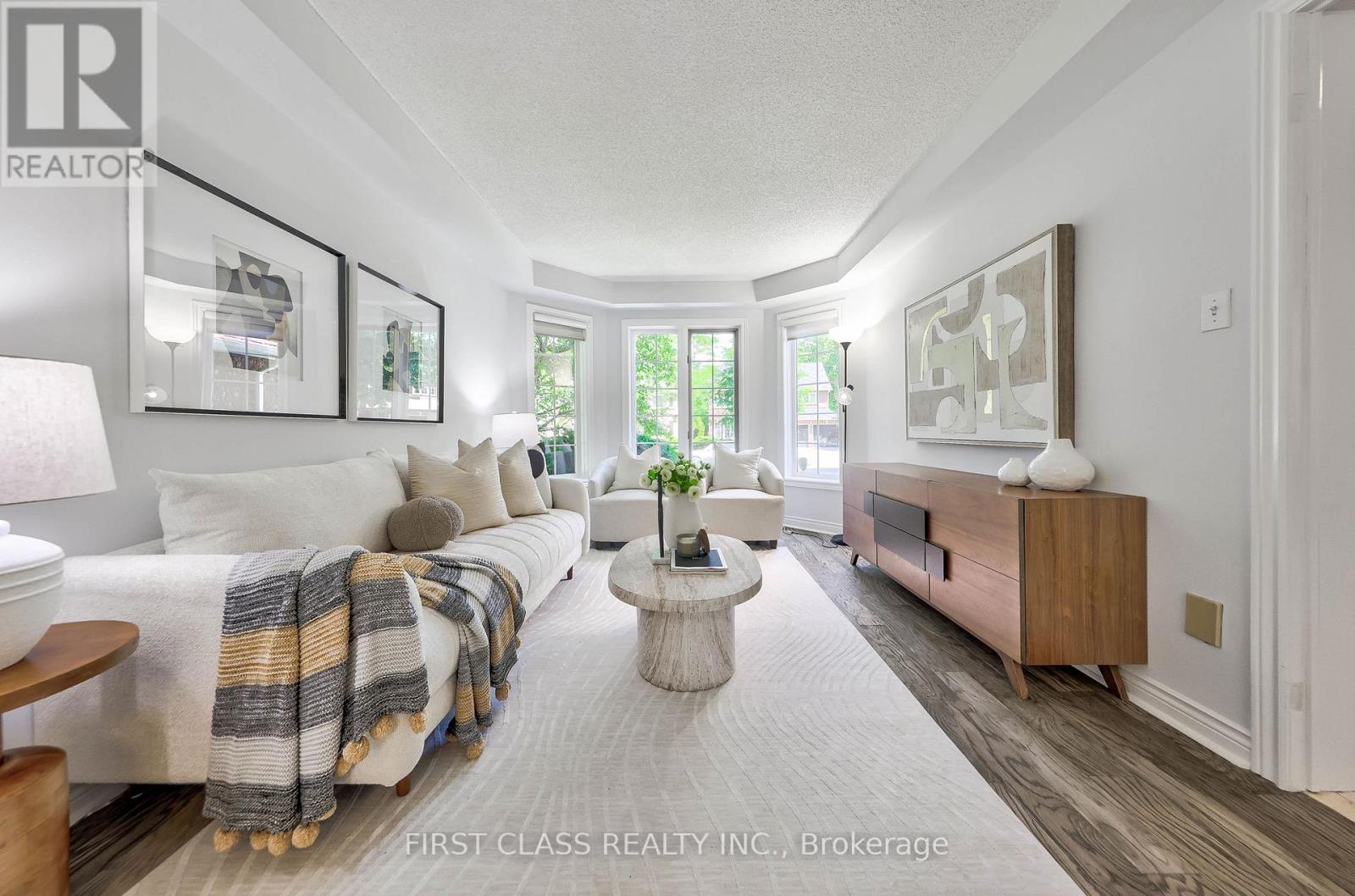 2511 LINWOOD STREET - 6