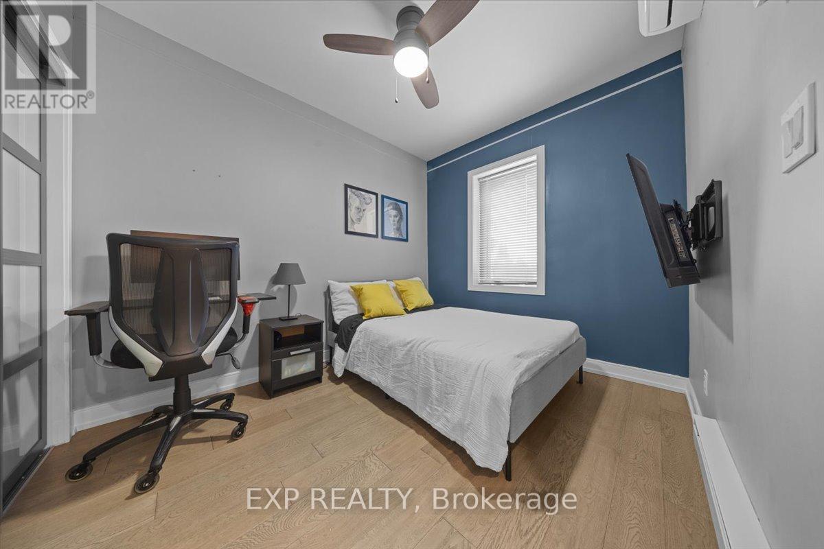 185 DESCHAMPS AVENUE - 22