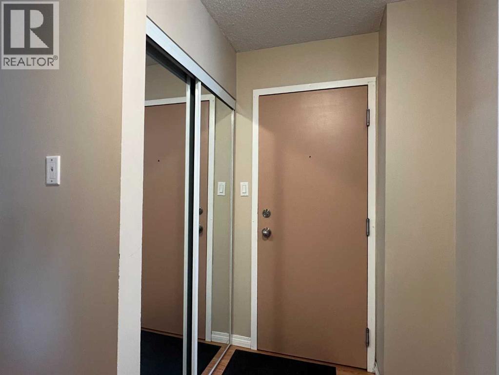 #12 414 41 Street - Image 6