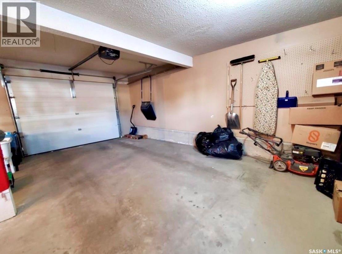 #1 1187 Ashley DRIVE - 18