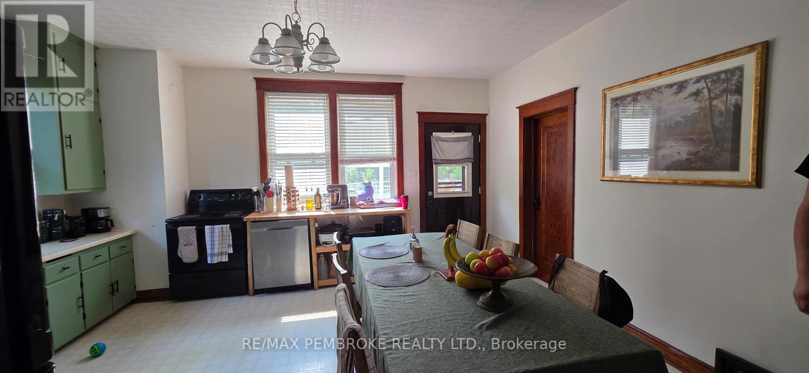 33 DORAN ROAD - 13