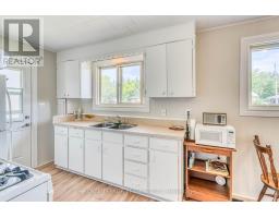 Kitchen - 329 Wylie Street, Mississippi Mills, ON K0A1A0 Photo 6