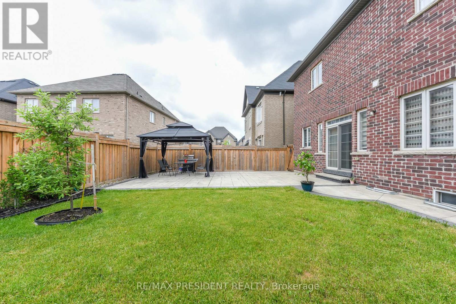 19 JAYPEAK ROAD - 41