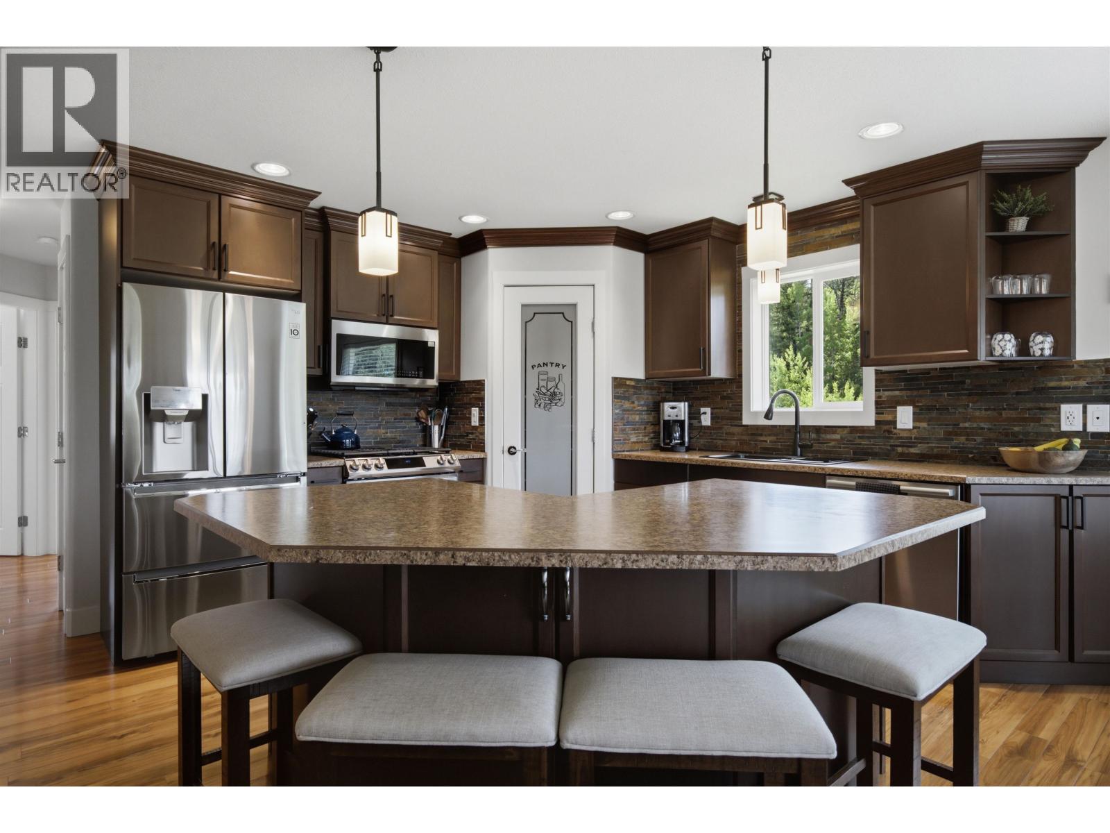 3136 PIGEON ROAD - 5