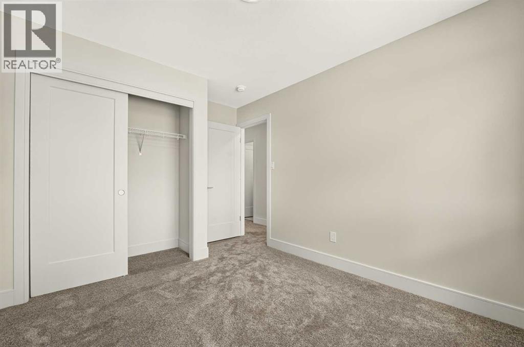 94 Miners Road W — photo 32