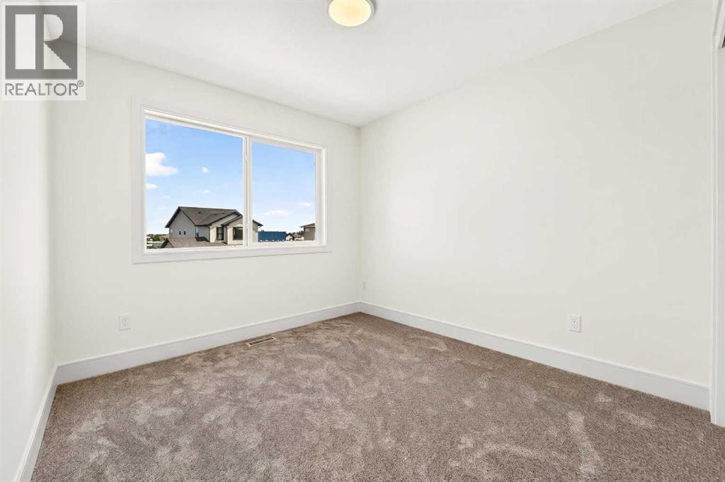 94 Miners Road W — photo 31