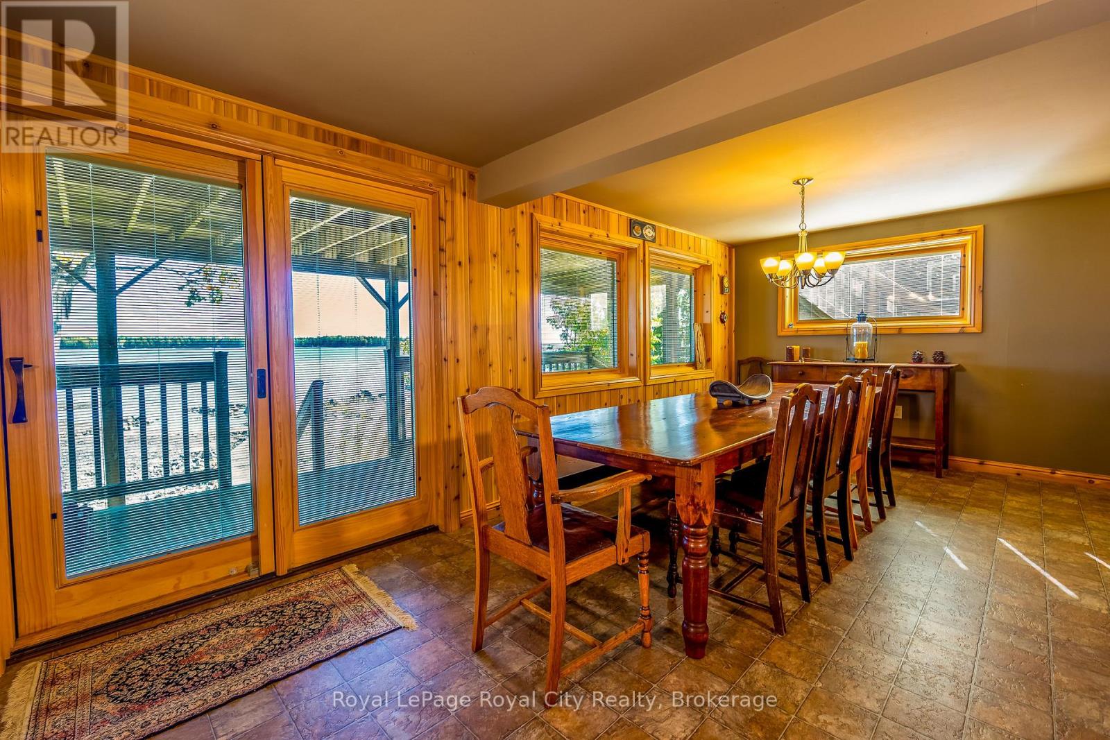 584 WARNER BAY ROAD - 2