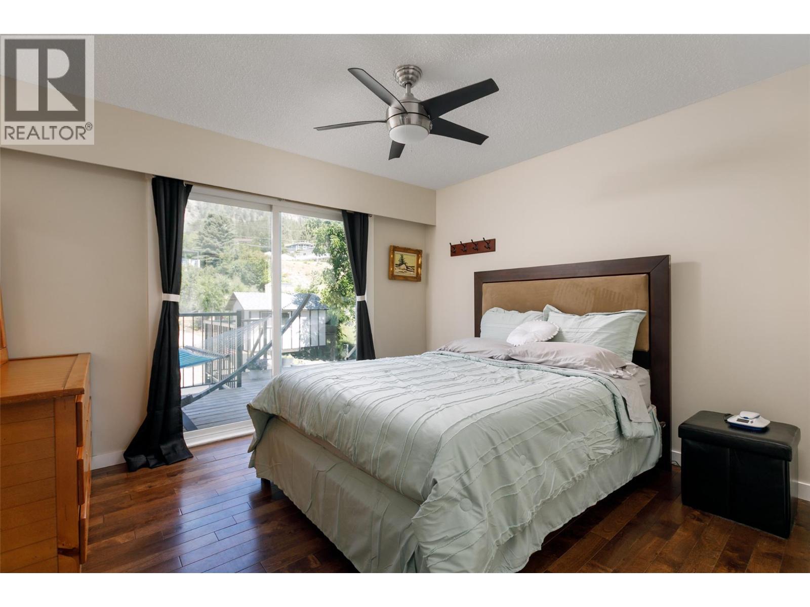 6076 Beatrice Road - 18