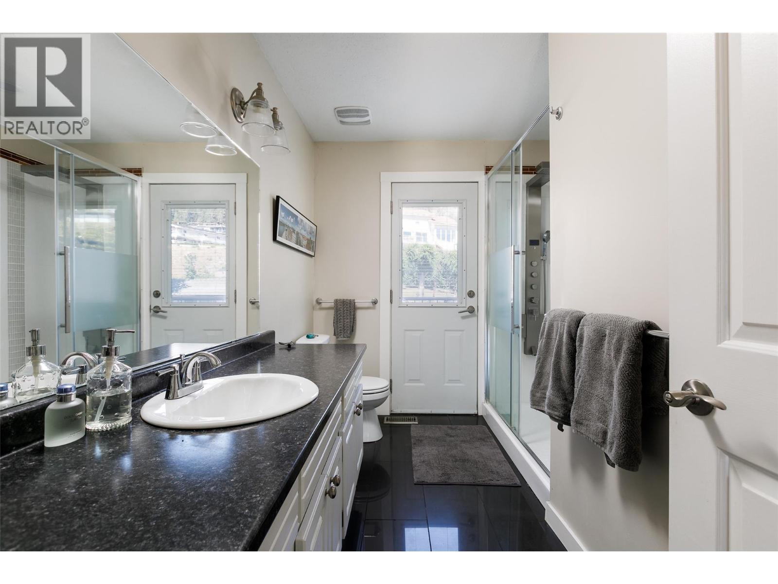 6076 Beatrice Road - 17