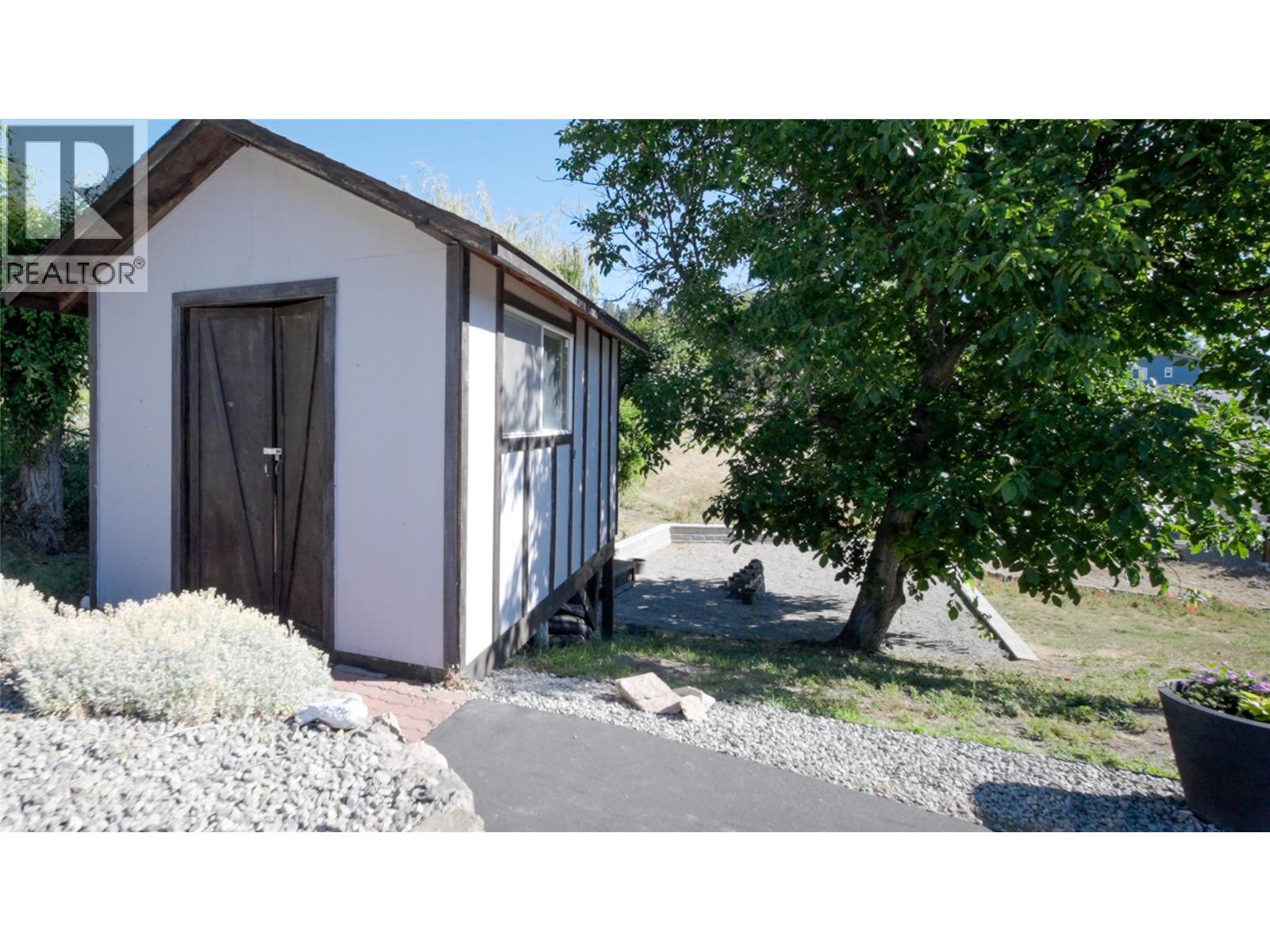 6076 Beatrice Road - 30