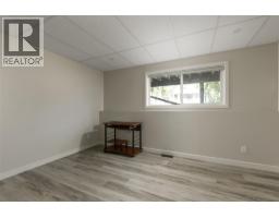 6076 Beatrice Road, Peachland, BC V0H1X0 Photo 24