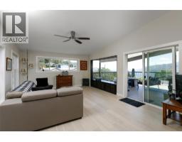 Sunroom - 6076 Beatrice Road, Peachland, BC V0H1X0 Photo 10