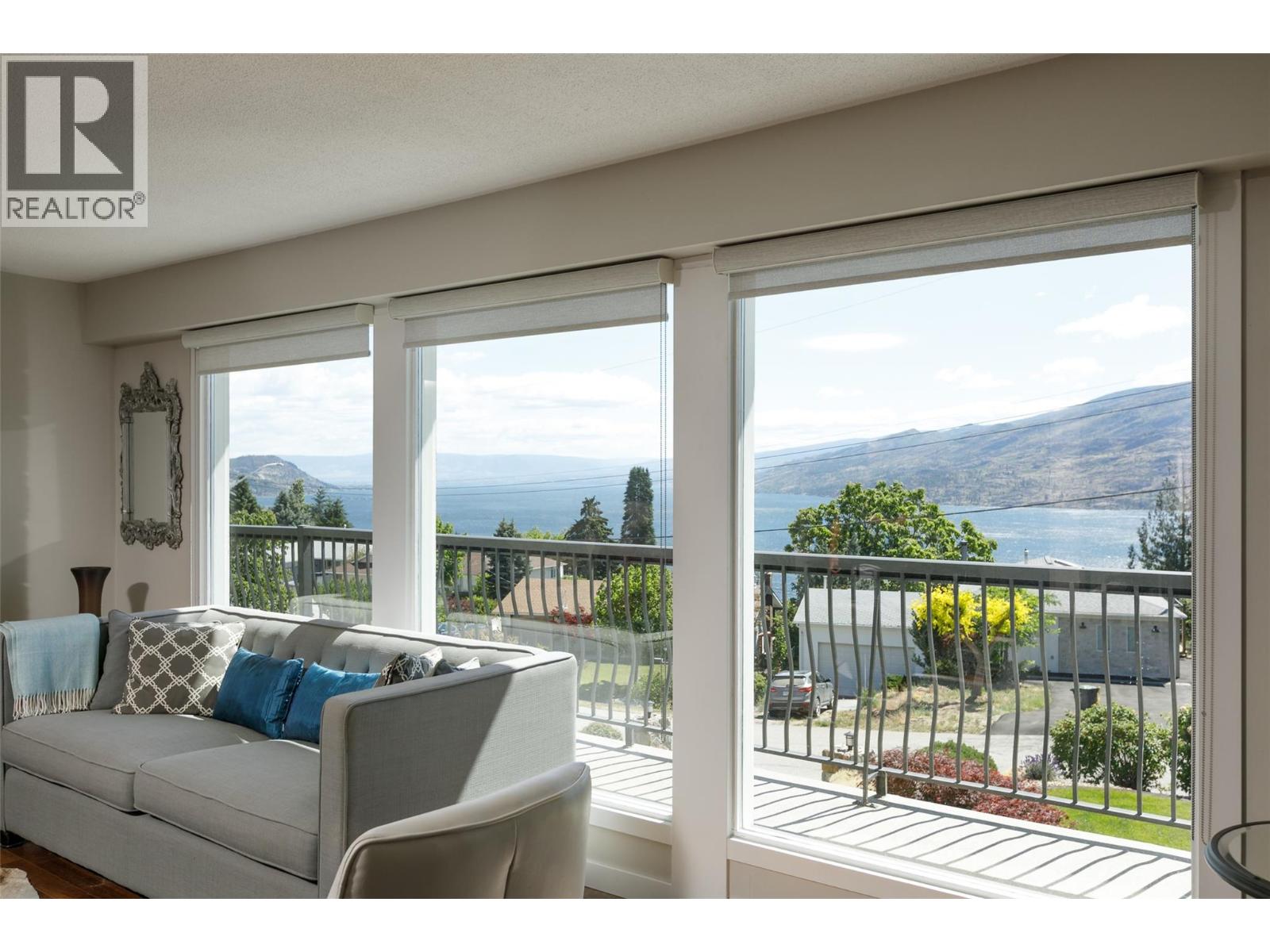 6076 Beatrice Road - 12