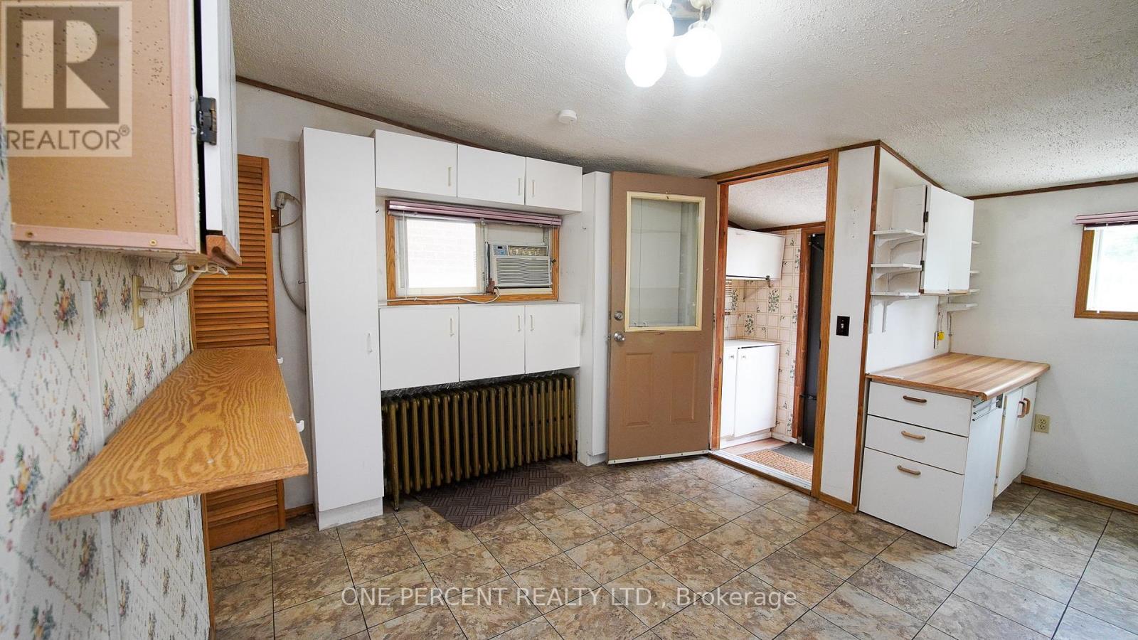 67 MURRIE STREET - 24