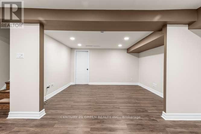 #28 474 SOUTHDALE ROAD E - 32
