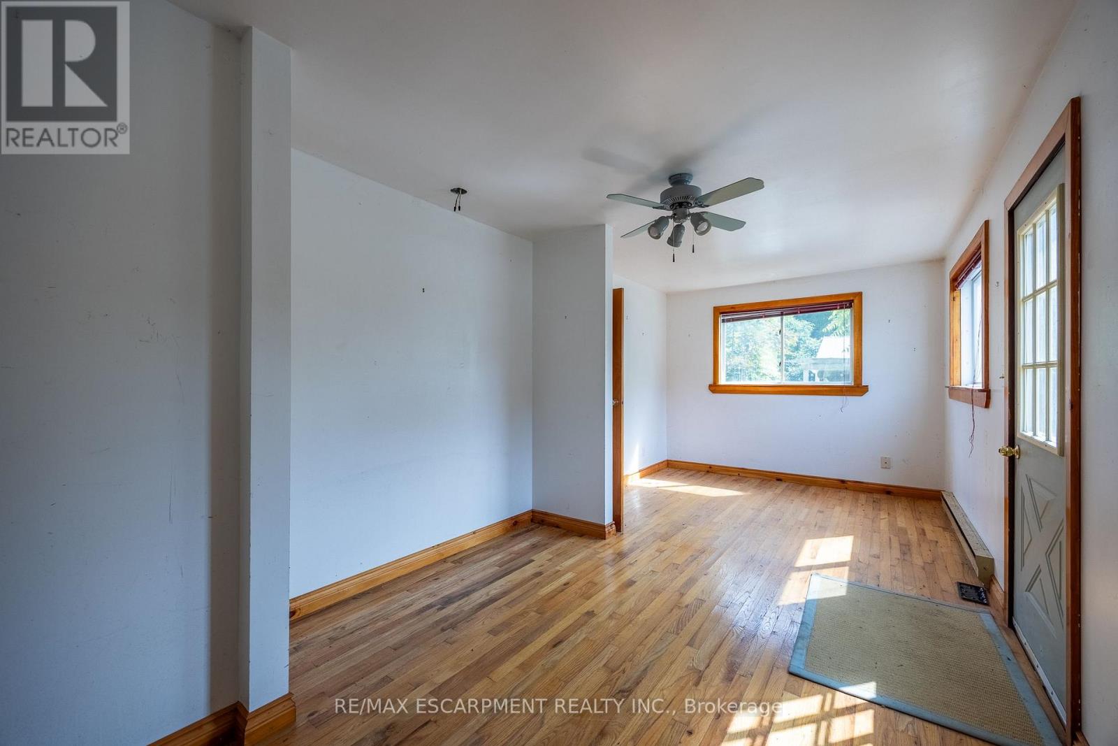 7 DOUGLAS STREET - 13